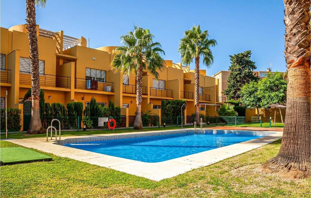2 Bedroom Stunning Home In Isla Cristina
